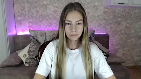 Molli  Ready for any play with you. Hottest show in pvt  Help a student earn big tokens  online show from November 2025 06:54:01 PM