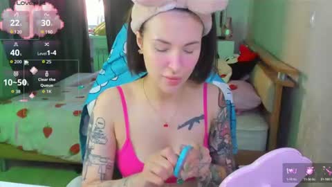 folinskaayaa online show from June 2026 02:45:02 AM