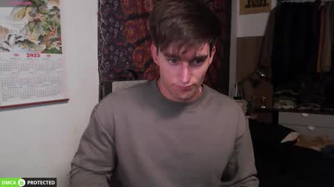 Folleti online show from November 2025 09:59:01 PM