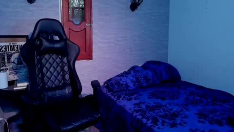 Snapshot of foniland_ chatting on April 2026 10:05:01 PM Foni online show from April 2026 10:05:01 PM