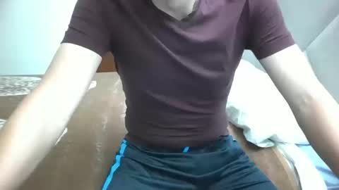 Snapshot of fonzi_flores chatting on October 2025 09:10:02 AM fonzi_flores online show from October 2025 09:10:02 AM