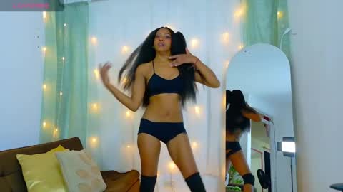 Snapshot of for_mycami chatting on April 2026 05:25:02 AM for_mycami online show from April 2026 05:25:02 AM