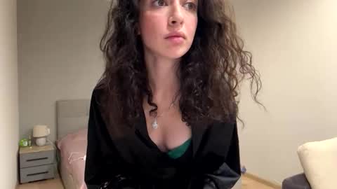 forbiddennvelvet online show from October 2025 07:26:01 PM