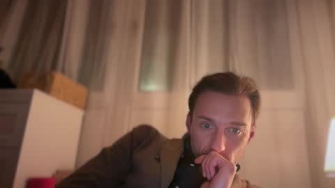 fordtom93 online show from April 2026 11:24:02 PM