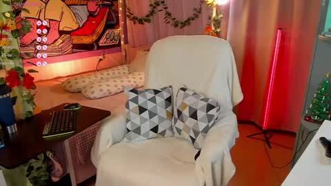     online show from February 2025 01:05:01 PM