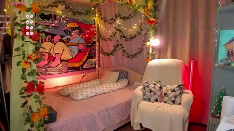     online show from February 2025 04:10:02 PM