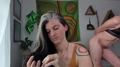 forestdarling online show from April 2026 04:34:01 PM