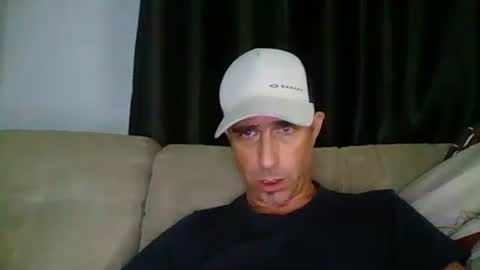 fouraide42 online show from September 2025 02:23:01 AM