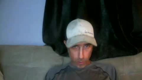 Snapshot of fouraide42 chatting on June 2026 04:57:01 AM fouraide42 online show from June 2026 04:57:01 AM