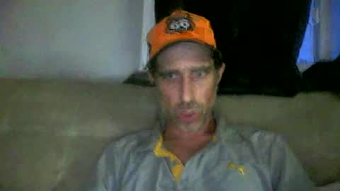 Snapshot of fouraide42 chatting on June 2026 01:15:02 AM fouraide42 online show from June 2026 01:15:02 AM