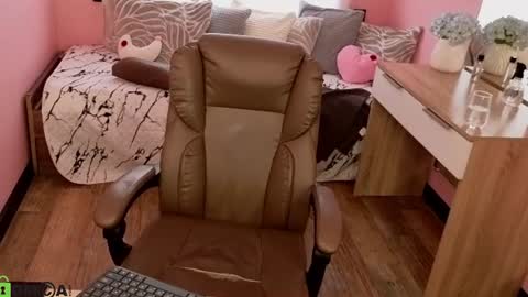 Snapshot of fox_cutee chatting on July 2026 03:23:01 AM Fox online show from July 2026 03:23:01 AM