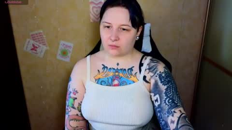 Snapshot of foxgirlandmerguis chatting on July 2026 06:41:01 AM Belinda online show from July 2026 06:41:01 AM