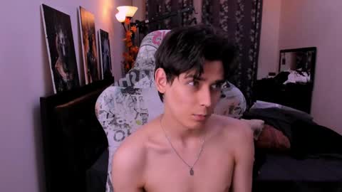 Foxicfu online show from April 2026 03:46:02 PM