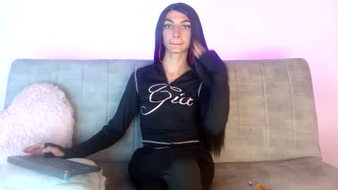 Snapshot of foxkatty69 chatting on June 2026 03:30:02 AM Katty online show from June 2026 03:30:02 AM