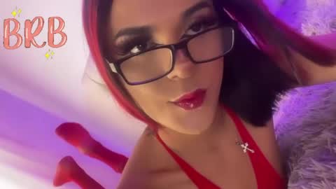 Snapshot of foxxy_angel chatting on May 2026 10:22:01 AM Santi online show from May 2026 10:22:01 AM