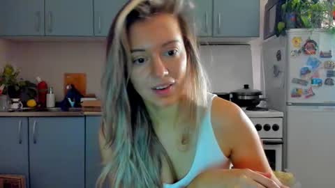 Foxy online show from November 2025 12:55:02 AM