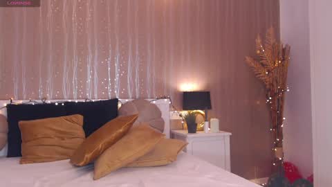 Adela - Single mom. 40 y online show from December 2024 09:07:01 AM