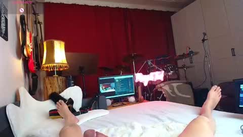FoxyandTed online show from October 2025 03:53:01 PM