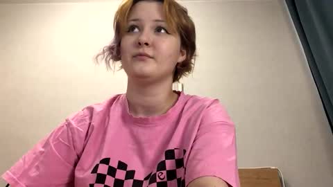 Snapshot of foxydollkate chatting on April 2026 12:22:02 PM Kate online show from April 2026 12:22:02 PM