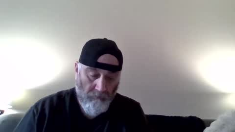 foxyfang online show from April 2026 01:31:01 PM