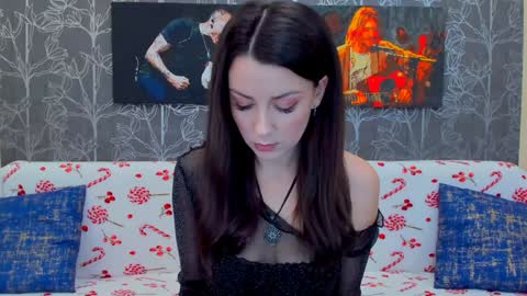 Foxy online show from December 2024 11:45:01 AM