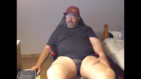Snapshot of fraboys chatting on May 2026 05:58:01 AM Fraboys online show from May 2026 05:58:01 AM