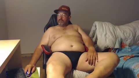 Snapshot of fraboys chatting on May 2026 08:15:01 PM Fraboys online show from May 2026 08:15:01 PM