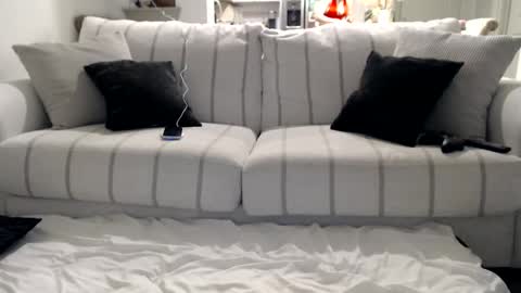 Snapshot of fragilemasochist chatting on December 2024 11:05:02 PM Angel online show from December 2024 11:05:02 PM