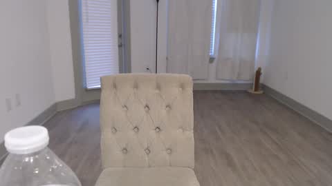 Snapshot of fragilemasochist chatting on February 2025 09:58:01 PM Angel online show from February 2025 09:58:01 PM