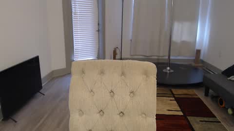 Snapshot of fragilemasochist chatting on February 2025 06:12:01 PM Angel online show from February 2025 06:12:01 PM