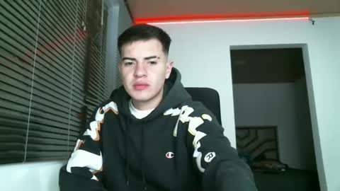 franccesco_699 online show from February 2025 02:39:01 AM
