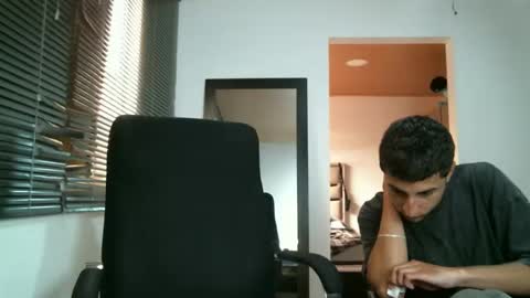 franccesco_699 online show from October 2025 05:36:02 PM