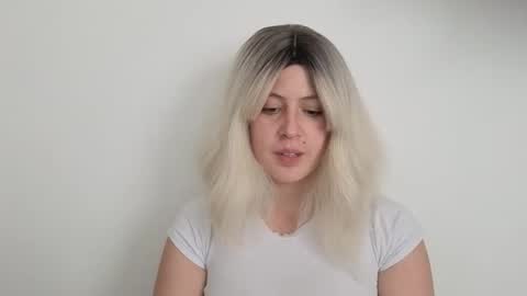 Francesca online show from January 2026 09:17:01 PM