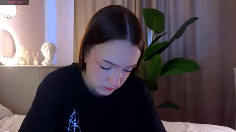 Marybrown eye Katy gray eye online show from March 2026 06:19:01 AM