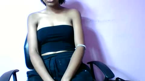 francia333068 online show from June 2026 05:38:02 PM