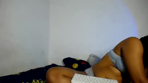 francihot4 online show from June 2026 02:01:01 AM