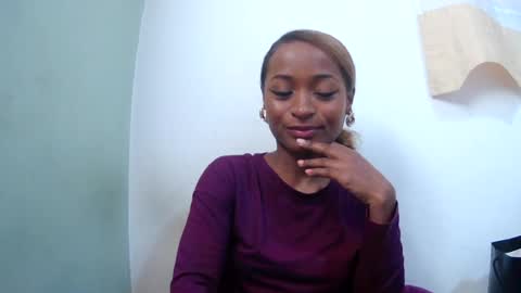 Snapshot of francine925426 chatting on July 2026 07:00:01 AM francine925426 online show from July 2026 07:00:01 AM