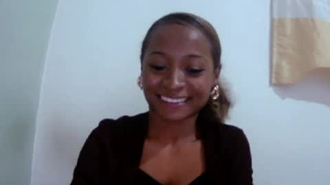 Snapshot of francine925426 chatting on July 2026 04:45:02 PM francine925426 online show from July 2026 04:45:02 PM