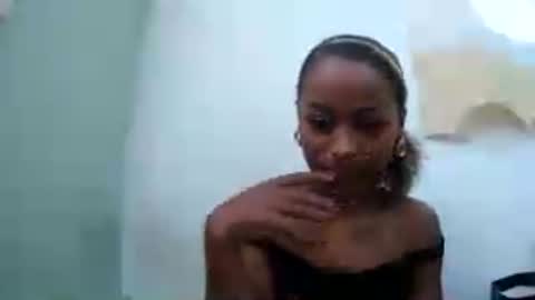 Snapshot of francine925426 chatting on July 2026 06:41:02 AM francine925426 online show from July 2026 06:41:02 AM