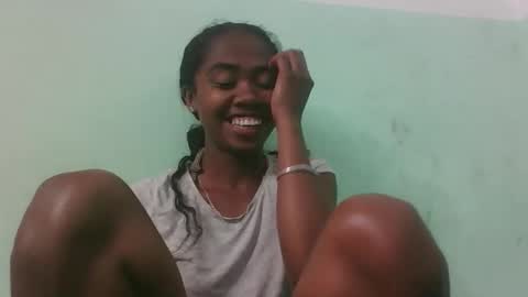 Snapshot of francinealdy chatting on September 2025 07:03:01 PM francinealdy online show from September 2025 07:03:01 PM