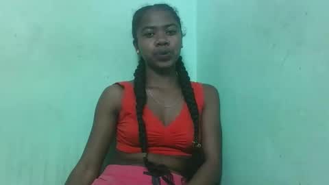 Snapshot of francinealdy chatting on September 2025 07:37:01 PM francinealdy online show from September 2025 07:37:01 PM