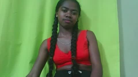 Snapshot of francinealdy chatting on September 2025 08:11:02 PM francinealdy online show from September 2025 08:11:02 PM