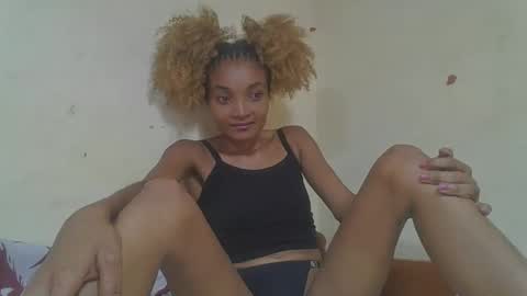 Snapshot of francinoli chatting on March 2026 01:53:02 AM Francinoli online show from March 2026 01:53:02 AM