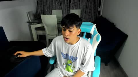 frank online show from February 2025 11:24:01 PM