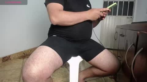 Snapshot of francoisroy chatting on June 2026 01:16:02 AM Juan online show from June 2026 01:16:02 AM