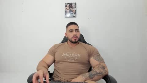 frank_foxx1 online show from November 2025 03:17:01 AM