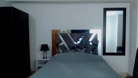 Frank online show from December 2024 03:22:02 AM