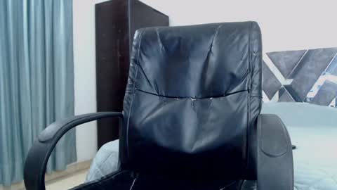 Frank online show from January 2025 06:19:02 PM