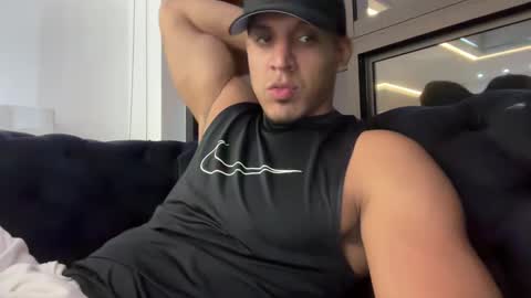 Frank online show from February 2025 02:17:02 AM