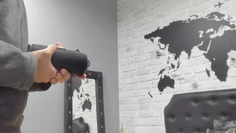 Frank online show from November 2025 12:08:02 PM